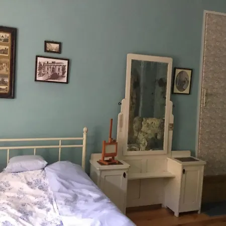 Brankova Kuca * 斯雷姆斯基卡尔洛夫奇